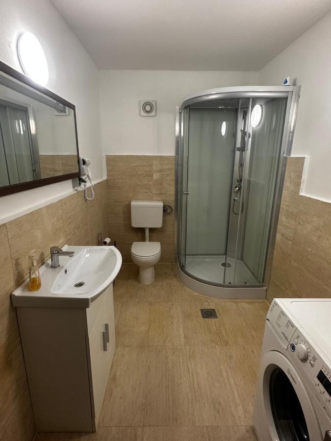 Origo Rooms And Apartments Stahovica Екстериор снимка